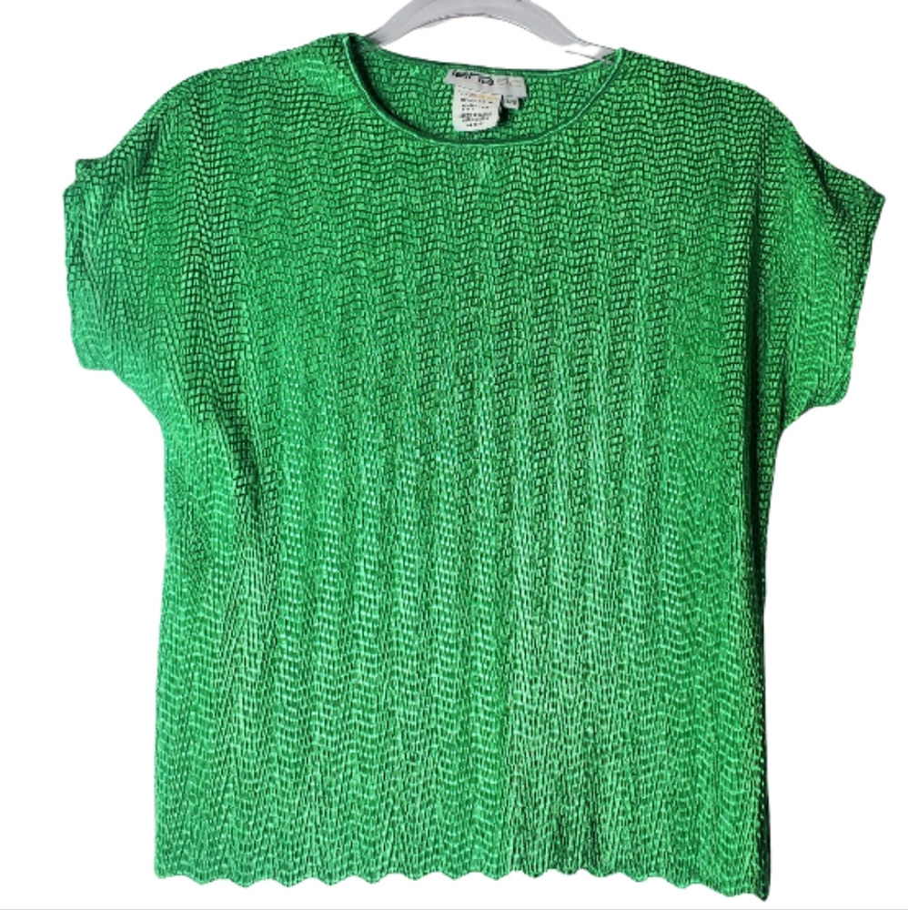 Vintage Y2k 90s Crinkle Tshirt Green Scallop Hem Medium Lanalee